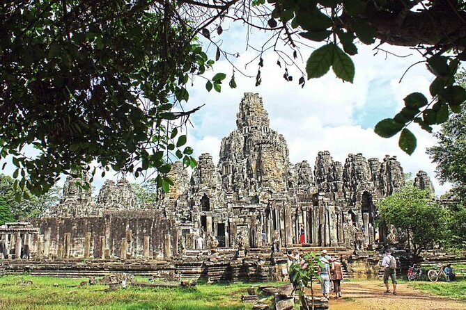 Shared Tour to Angkor Wat, Bayon and Ta Prohm Temples - What to wear and bring so the temples don’t stop you