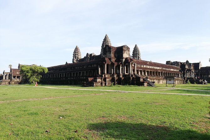 Shared Tour to Angkor Wat, Bayon and Ta Prohm Temples - Angkor Wat: the best use of 3 hours for inside and outside