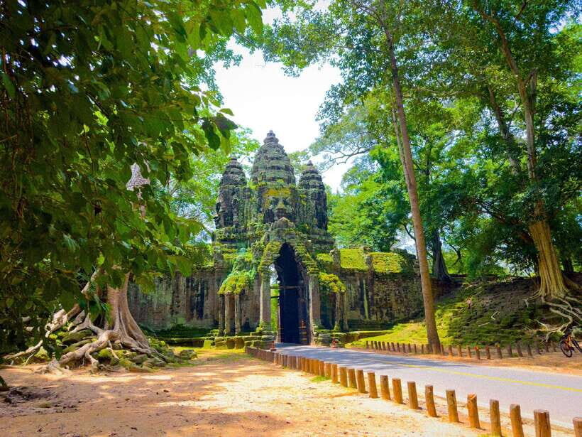 Siem Reap: 2-Days Angkor Wat with Sunrise Small-Group Tour - The 2-day rhythm: early starts, strong sights, and a finish you can recover from