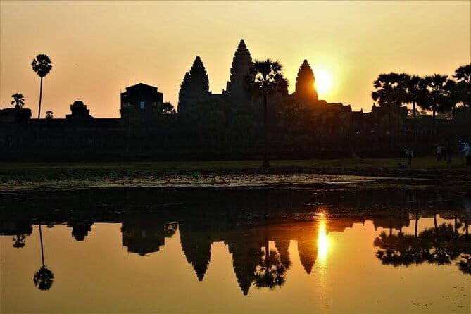 Siem Reap Angkor International Airport Transfer or Pick-Up - Licensed Driver + Safety-First Service (What That Means in Real Life)