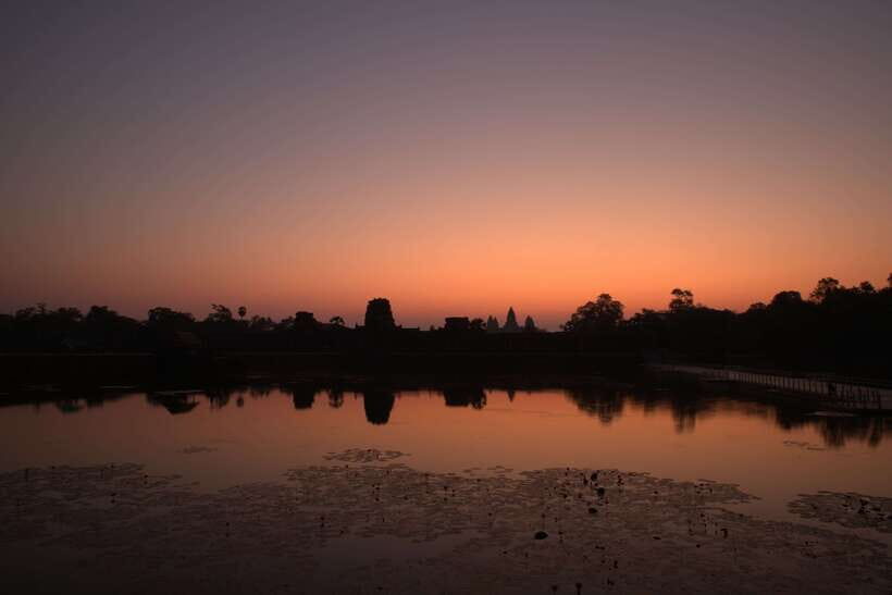 Siem Reap: Angkor Sunrise 1- or 2-Day Guided Temples Tour - Quick “should you book it” verdict