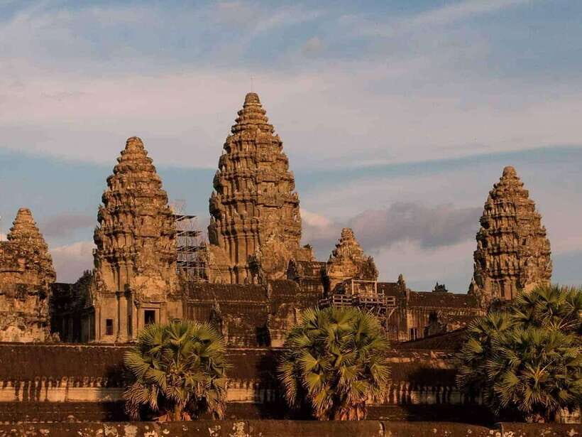 Siem Reap: Angkor Wat Admission Ticket - What to bring so your temple day feels comfortable
