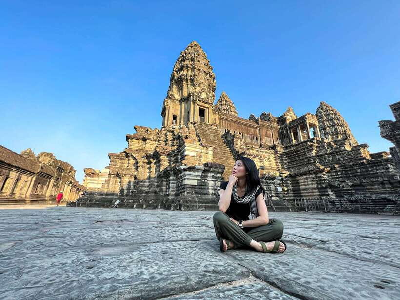 Siem Reap: Angkor Wat Small-Group Day Tour and Sunset - Angkor Thom: South Gate, Bayon faces, and the terraces that tell stories