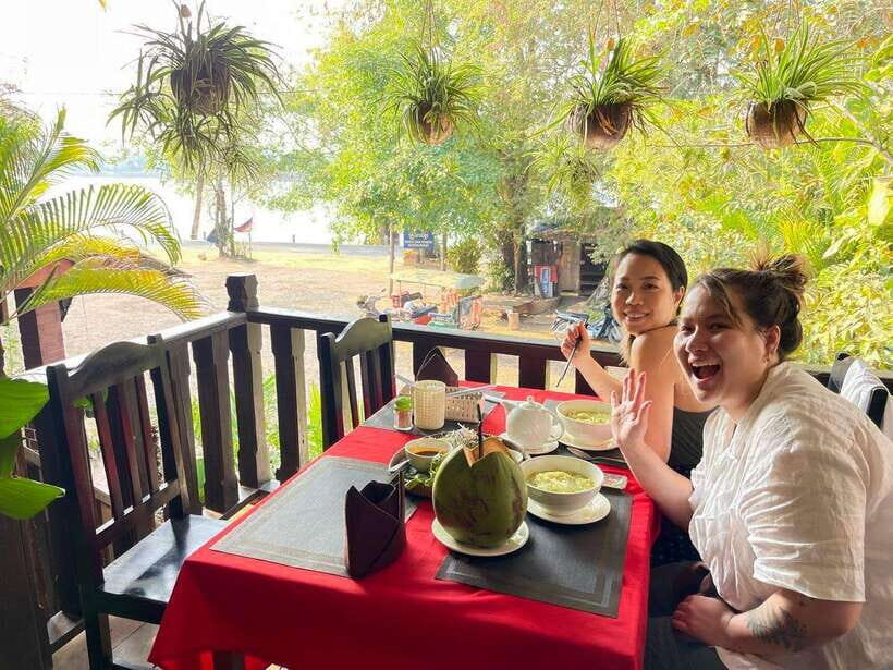 Siem Reap: Angkor Wat Sunrise Small Group tour and Breakfast - Transport and pacing: A/C, water, and the small comfort wins