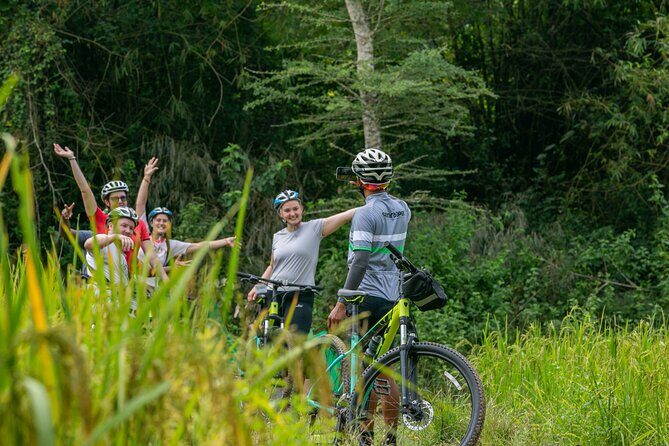 Siem Reap Countryside Bike Tour / E-Bike or Tuk Tuk - Siem Reap countryside by bike: the contrast you didn’t know you needed