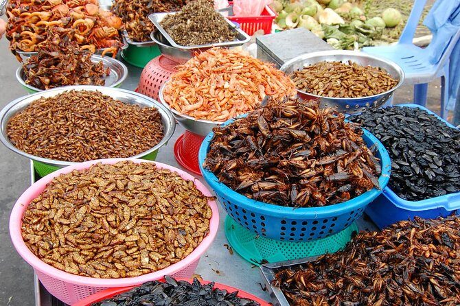 Siem Reap Evening Street foods Tours by Tuk Tuk - Stop 2: Picnic Area Stalls and the Long Street Walk