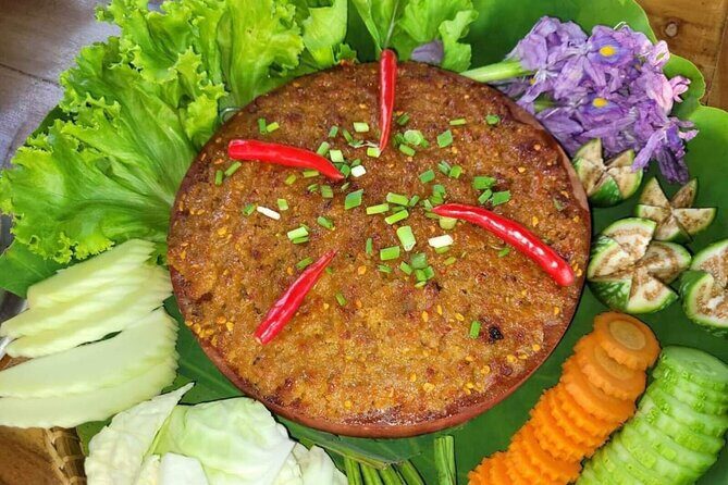 Siem Reap Food Tour By Local - Stop 1: Handmade noodles with edible flowers and fermented pickles