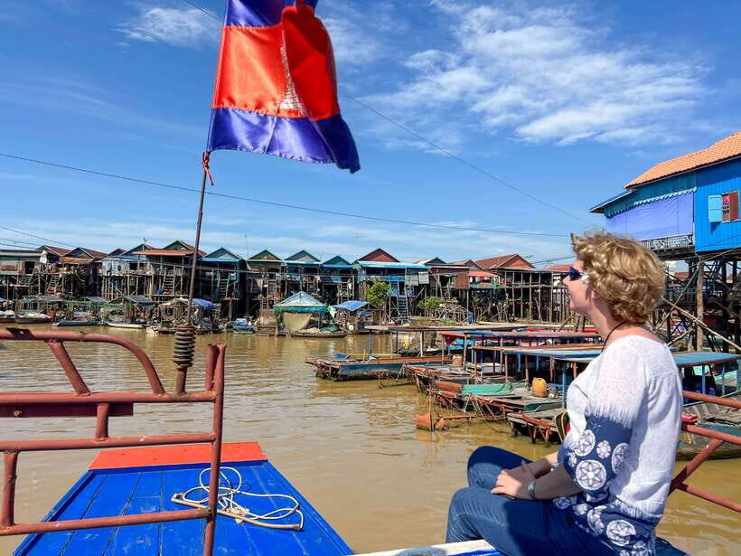 Siem Reap: Kampong Phluk and Tonle Sap Sunset Boat Cruise - The ride out of Siem Reap: transport that keeps the day moving