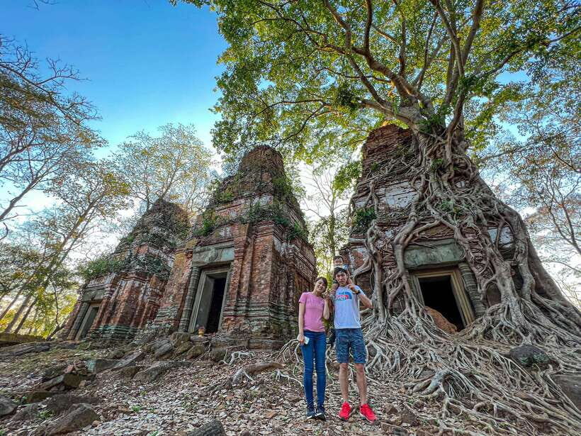Siem Reap: Koh Ker, Beng Mealea, & Banteay Srei Join-in Tour - Morning pickup, the Preah Dak palm cake stop, and why it matters