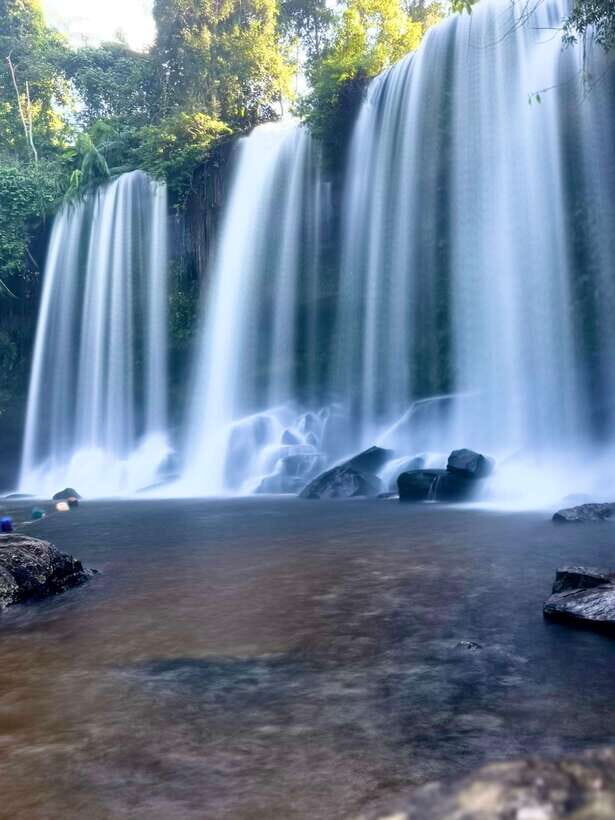 Siem Reap: Kulen Waterfall and Banteay Srei Exploration - Lunch Break: Local Food Without the Detour