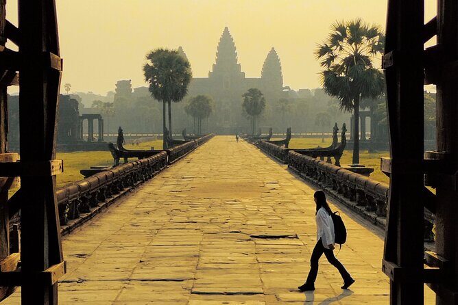 Siem Reap Private Day Tour: Angkor Wat Sunrise, Bayon & Ta Prohm - Private pickup and AC SUV comfort (so your feet last longer)