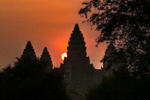 Siem Reap Private Day Tour: Angkor Wat Sunrise, Bayon & Ta Prohm - Angkor Wat at sunrise: big temple, big payoff, plan for the entry fee