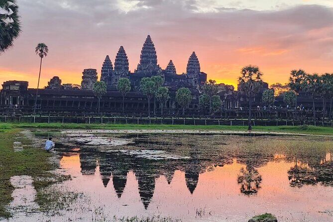 Siem Reap Shared Full-Day Guided Tour of Angkor Temples - Angkor Thom South Gate and Bayon: Smiling Faces, Perfect Orientation