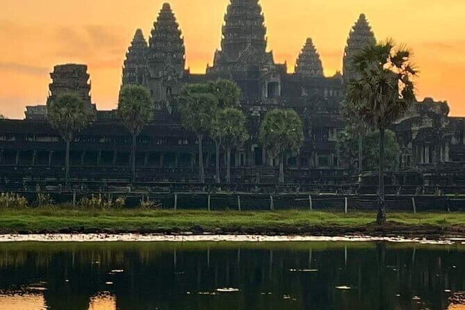 Siem Reap Temple Tuktuk Tour: Explore Angkor Wat and beyond. - Key things to know before you go