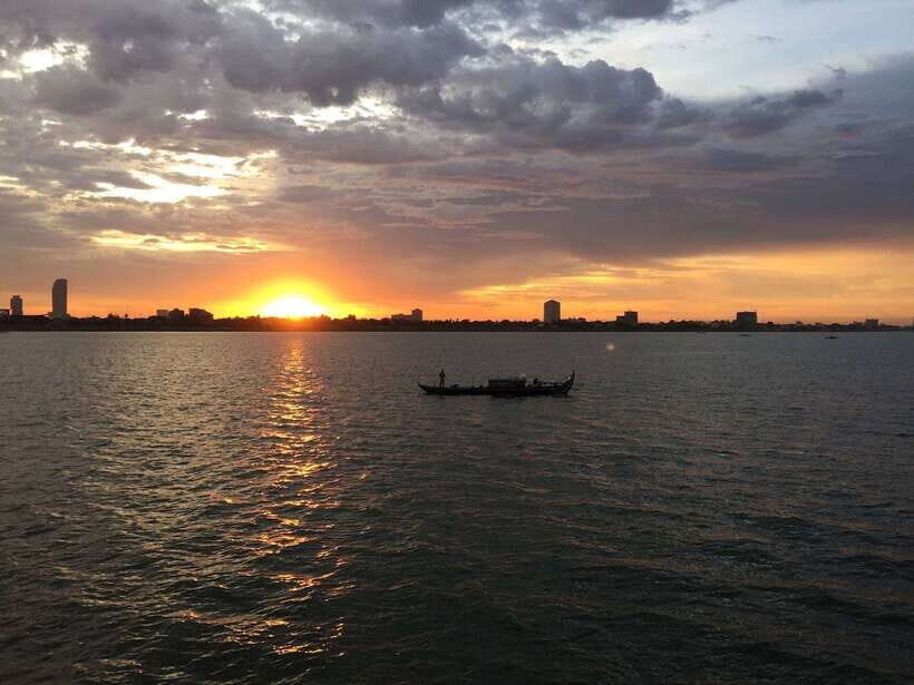 Sunset Dinner Tour: Tonle Sap Lake Floating Village - How long it lasts, and how to make the most of your 4 hours