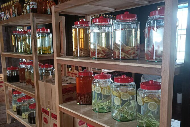 Workshop Visit and Sombai Liqueur Tasting - The tasting flight: 11 sombai flavors plus 3 alcoholic jams