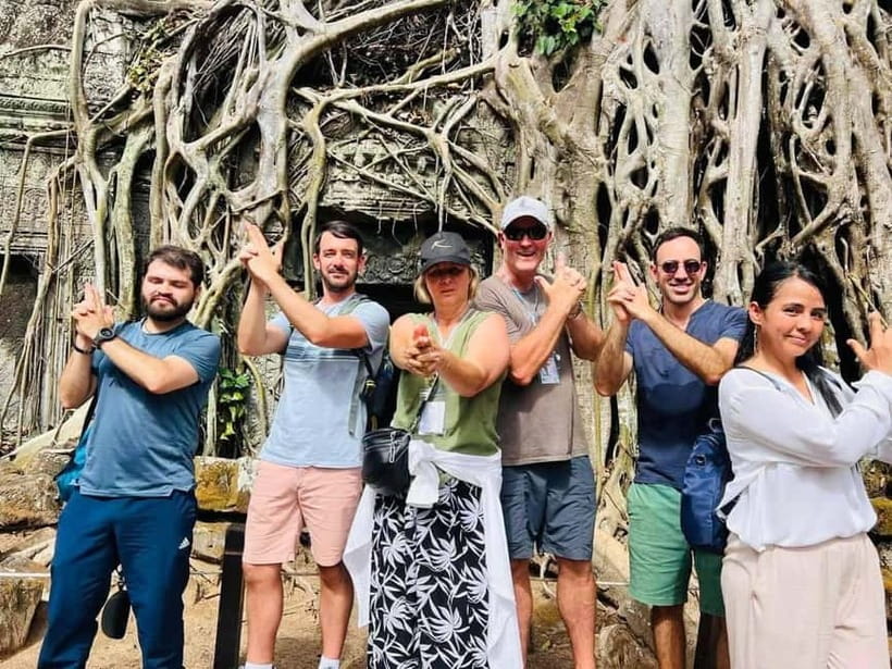 Angkor Sunrise or Sunset Tour (includes breakfast or lunch) - Bayon Temple in Angkor Thom: the four faces and the best way to approach them