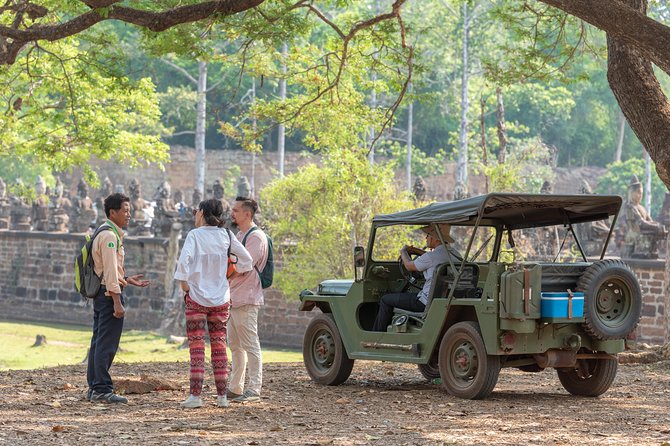 Angkor Wat by Vintage Jeep – Private Tour - Srah Srang lunch break: shade, reset, and timing your energy