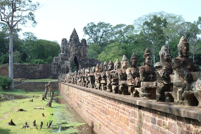 Classic Angkor Wat Sunrise or Sunset Private and Small GroupTour - Stop 4: Bayon—Angkor Thom and those famous faces
