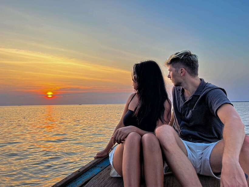 From Siem Reap: Angkor Wat and Floating Village 3-Day Trip - What to bring (and what to expect in the heat)