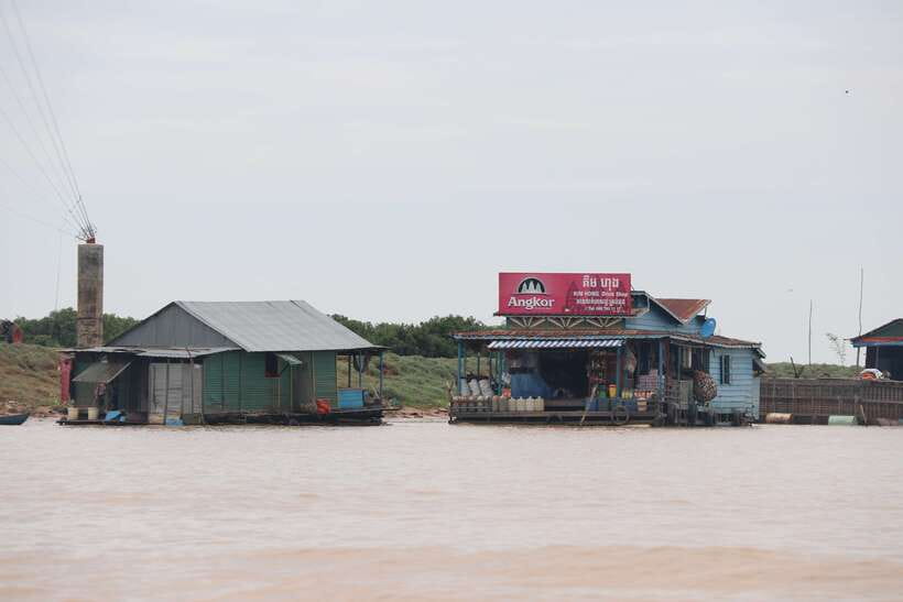 From Siem Reap: Tonle Sap Floating Villages Tour - Weather, comfort, and why the small group limit matters