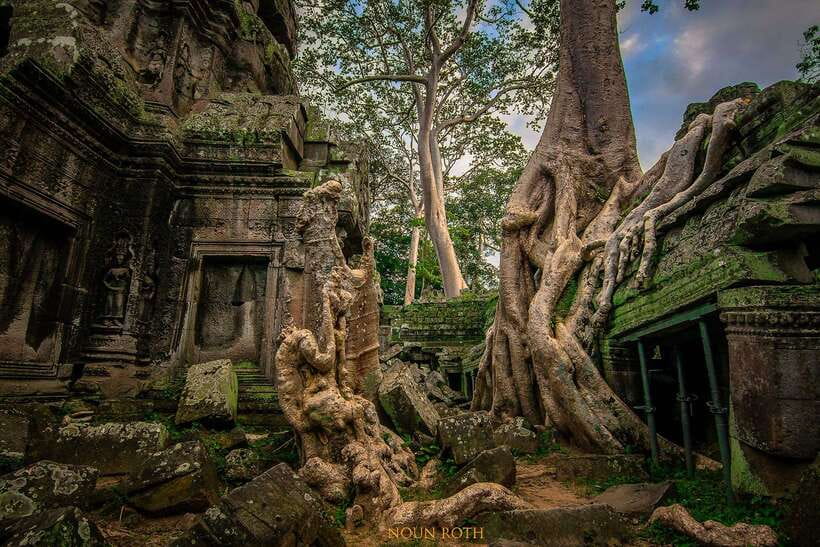 Full-Day Angkor Wat Sunrise and Sunset Private Tour - Phnom Bakheng sunset: why timing and the early climb matter