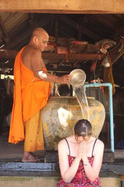 Siem Reap: 1-Hour Cambodian Buddhist Water Blessing - The Included Market Visit: A Real-Life Cambodia Bonus