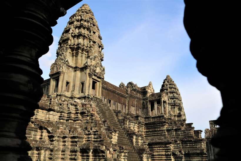 Siem Reap: 2-Day Temple Highlights Sunrise and Sunset Option - Guides and Drivers: How You Turn Stone Into Stories