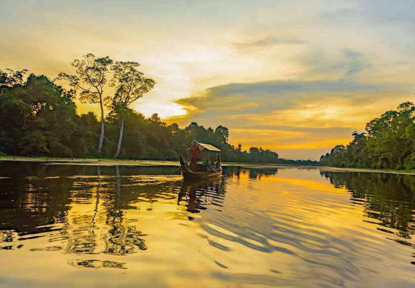 Siem Reap: Angkor Sunset Bike & Boat Tour /E-Bike Available - The Ride to the Backside of Angkor Wat (and Why Fewer People Go That Way)