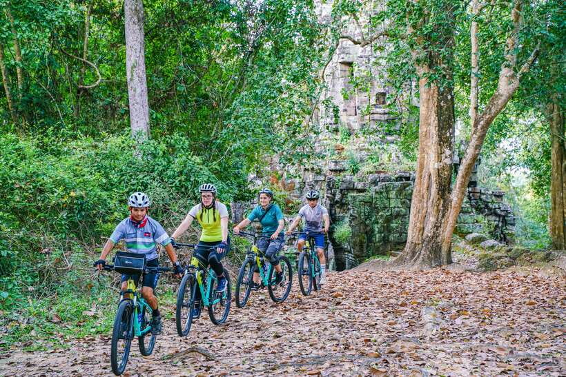 Siem Reap: Angkor Sunset Bike & Boat Tour /E-Bike Available - Bikes, Effort Level, and E-Bike Options
