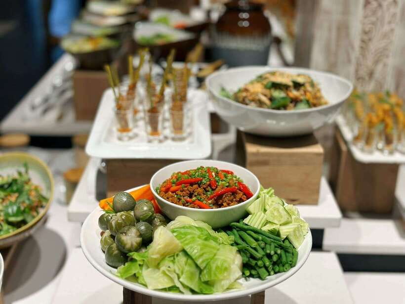 Siem Reap: Apsara Dance Show and Dinner with Hotel Pickup - Should You Book This Apsara Dance Show and Khmer Dinner?