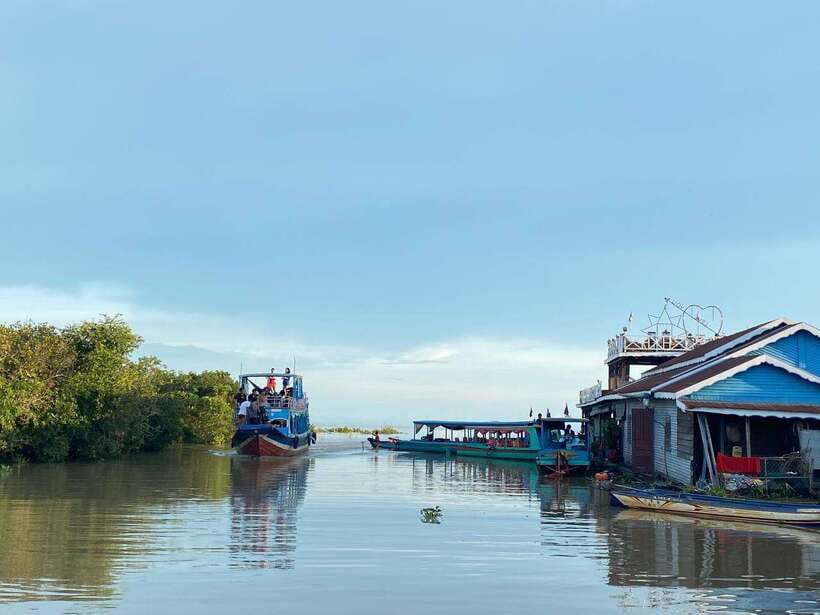 Siem Reap: Kompong Phluk Floating Village Half-Day Tour - Kampong Phluk Village on Stilts: Motorboat Time Is the Main Event