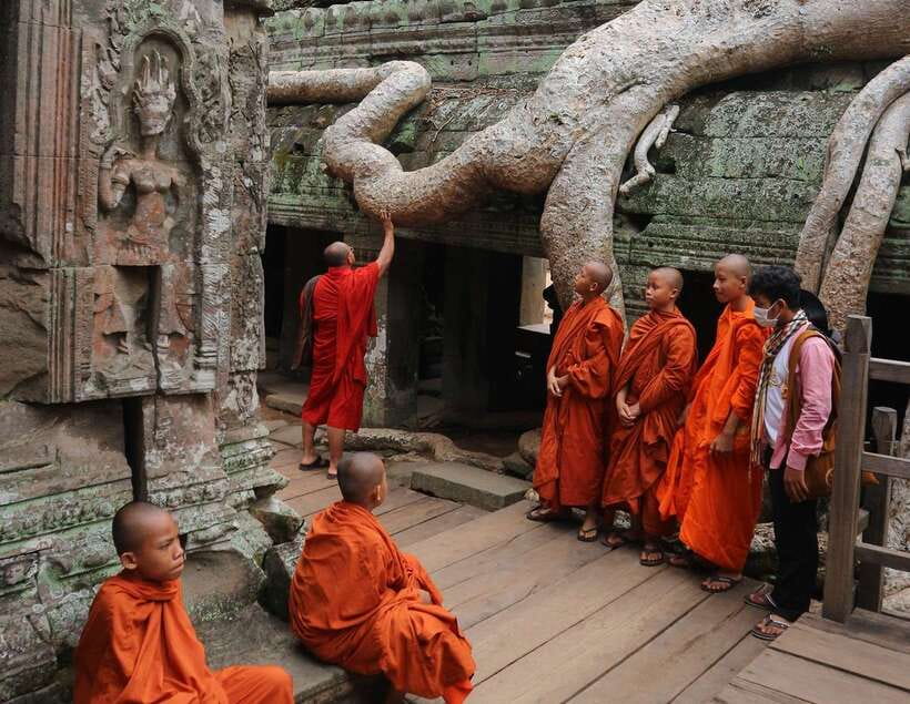 Siem Reap: Personalized Angkor Wat Sunrise/Set by TukTuk/Car - The big decision: 3–4 hours or the essential 6–8 circuit
