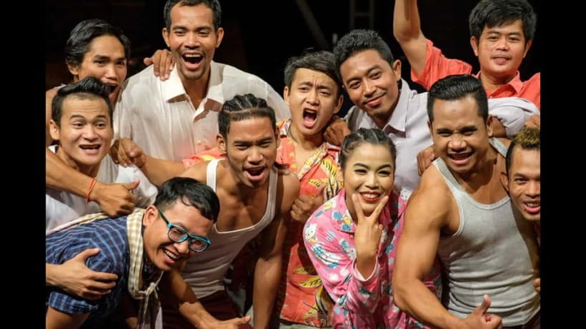 Siem Reap: Phare, the Cambodian Circus Show Tickets - Food, drinks, and shopping before the show