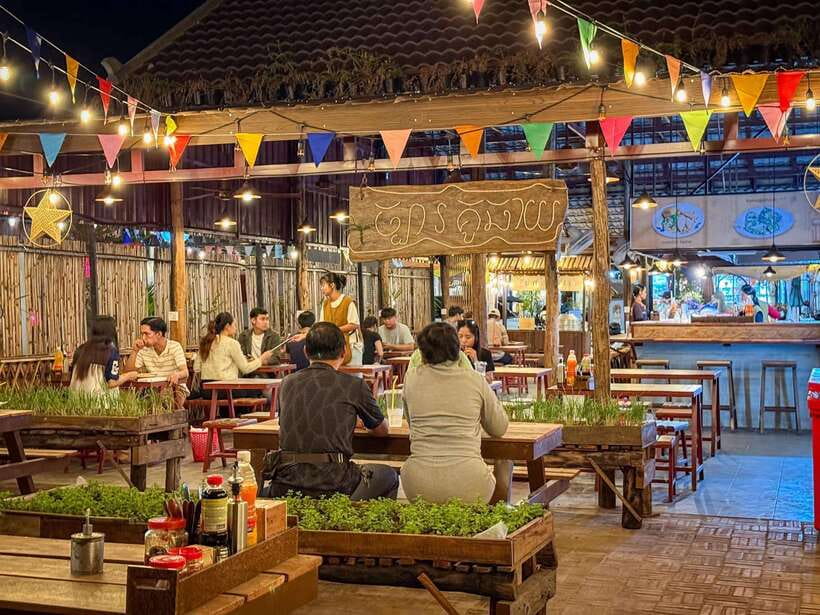 Siem Reap: Street Food Experience by Tuk-Tuk - Siem Reap at night: why this food route feels like a shortcut