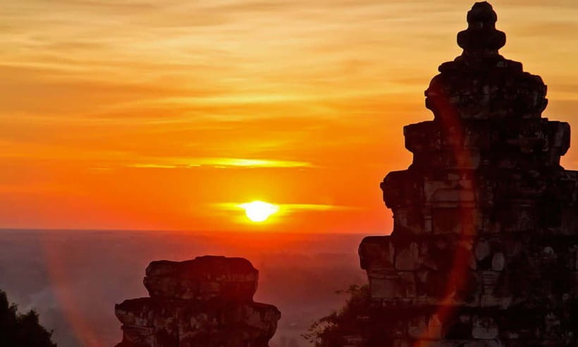 Small-Group Full Day Angkor wat Guide tour with Sun set - Your guide is the difference maker (and you’ll feel it fast)