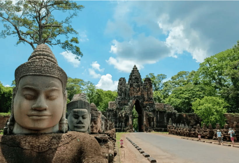 Sunrise at Angkor Wat and Small Tour with Tours Guide - Angkor Wat temple walk: guided meaning, not just photos